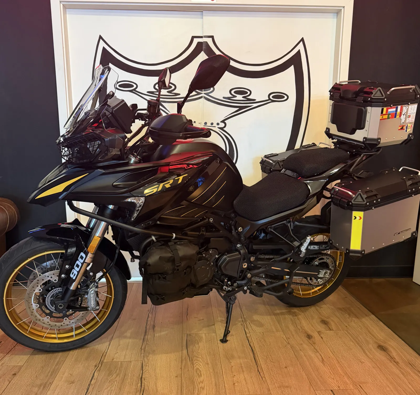 QJ MOTOR SRT 900 SX TOURING