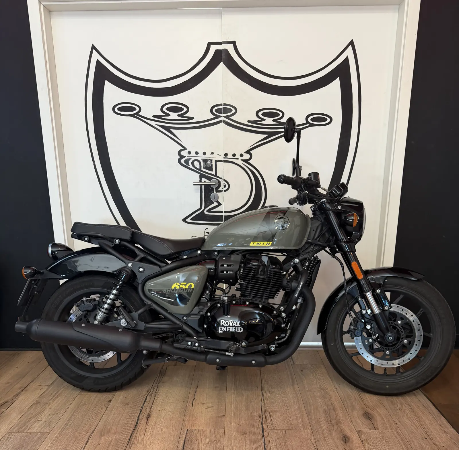ROYAL ENFIELD 650 SHOTGUN