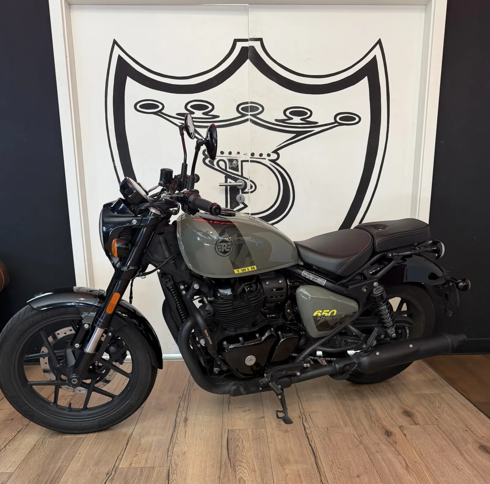 ROYAL ENFIELD 650 SHOTGUN